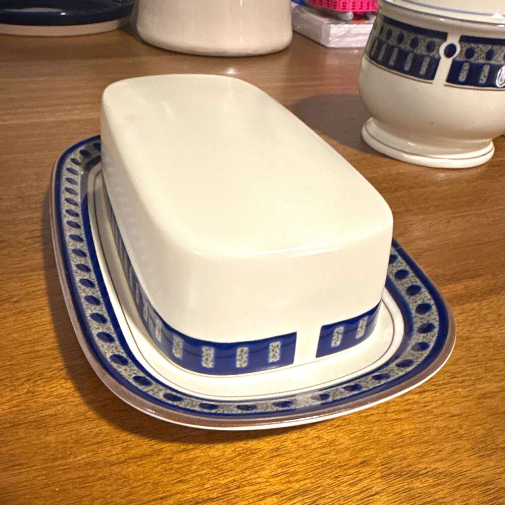 Mikasa Aztec Blue 1/4 lb Covered Butter dish